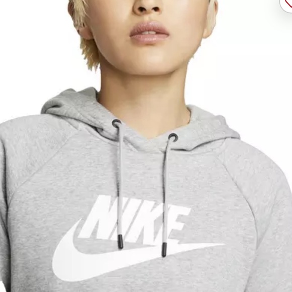 Nike Sportswear Essential Cropped Hoodie - Picture 3 of 11